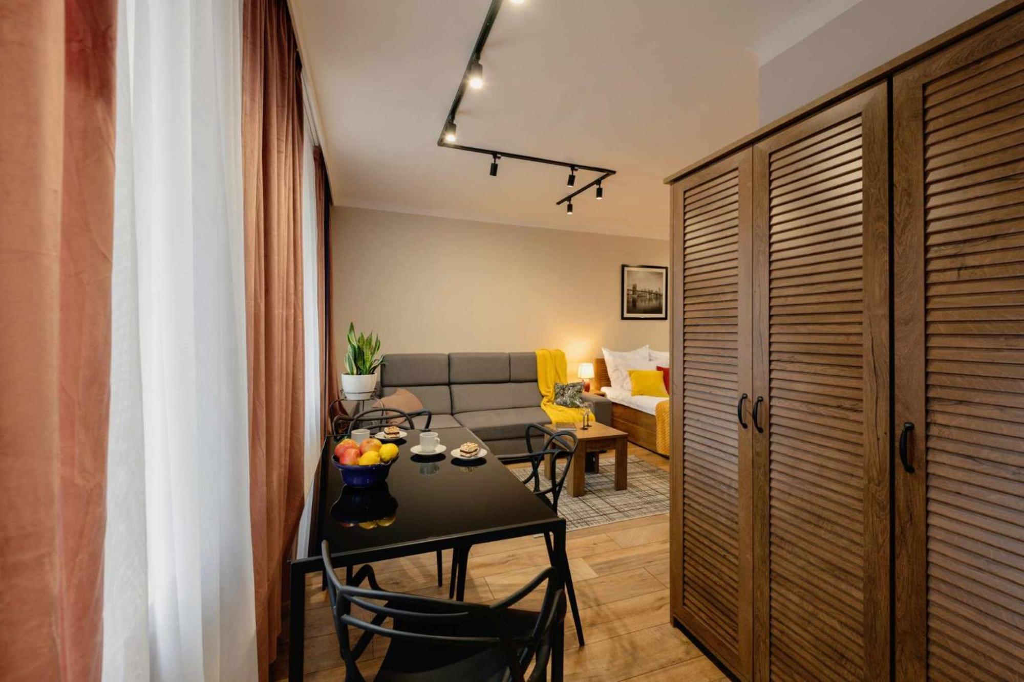 Apartament Pod 13 Bielsko-Biala Exterior foto