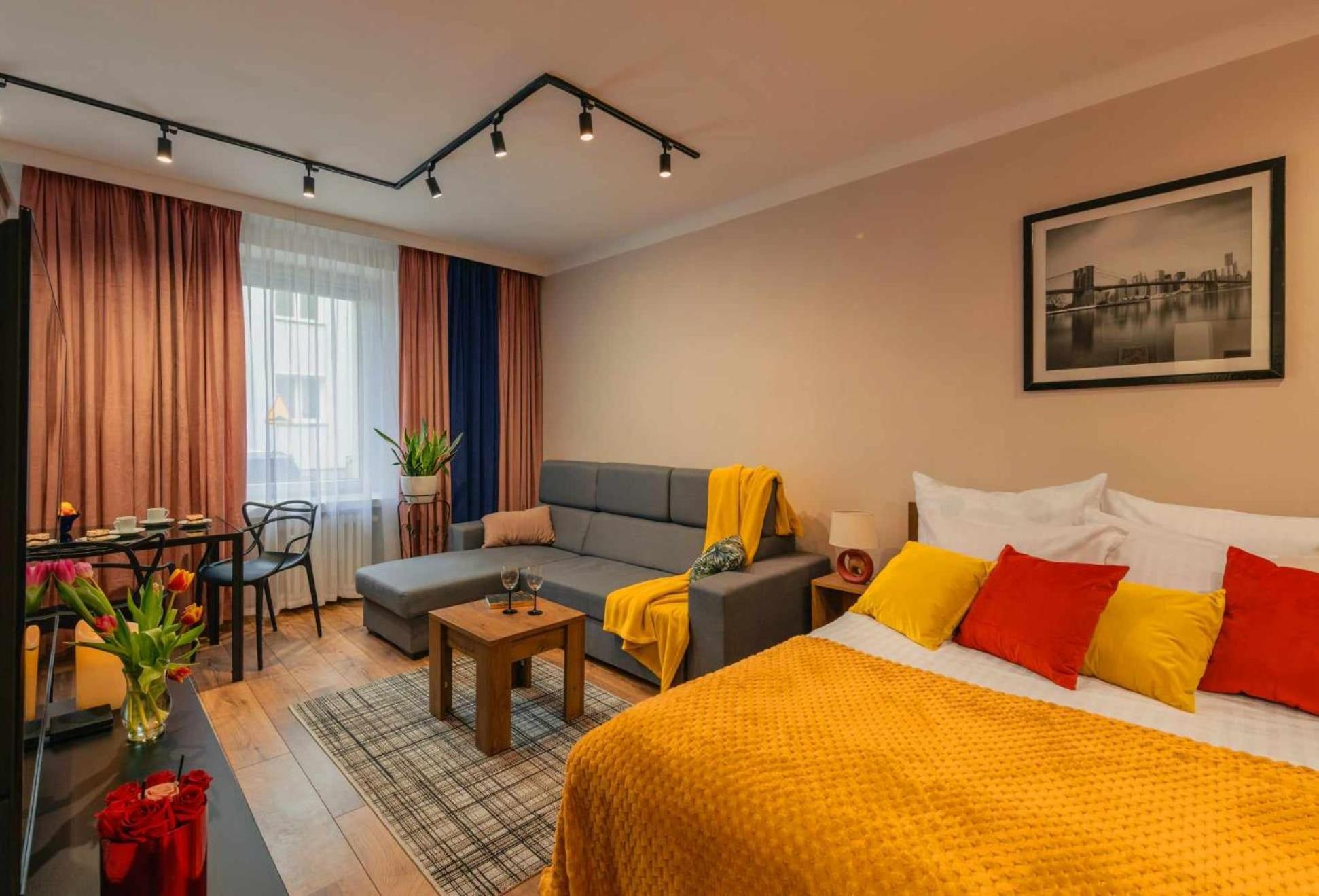 Apartament Pod 13 Bielsko-Biala Exterior foto